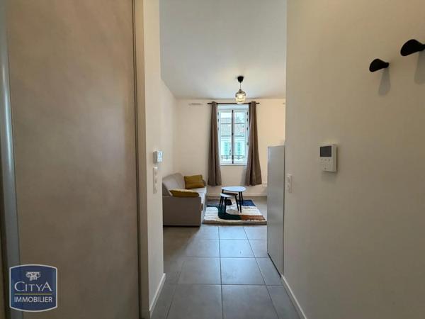 Appartement à louer 1 pièce 29.6m² Vichy (03200)