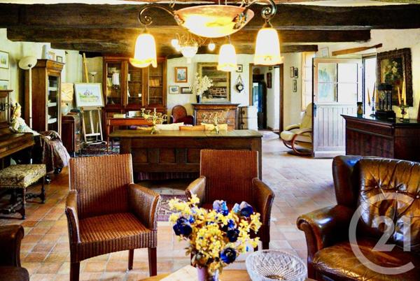 Maison à vendre  9 pièces - 222 m2 TREFFLEAN - 56