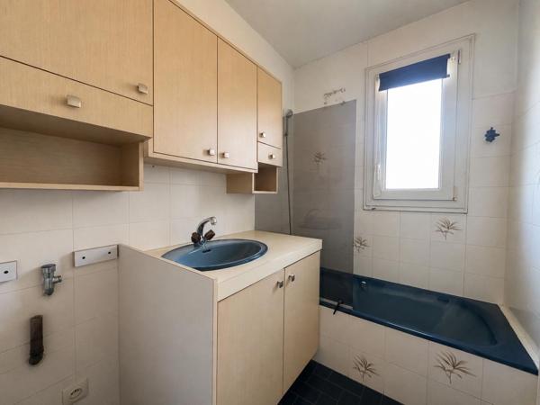Maison à vendre sur Houilles - Fort potentiel sur beau terra 360 000 € **  - Référence  991