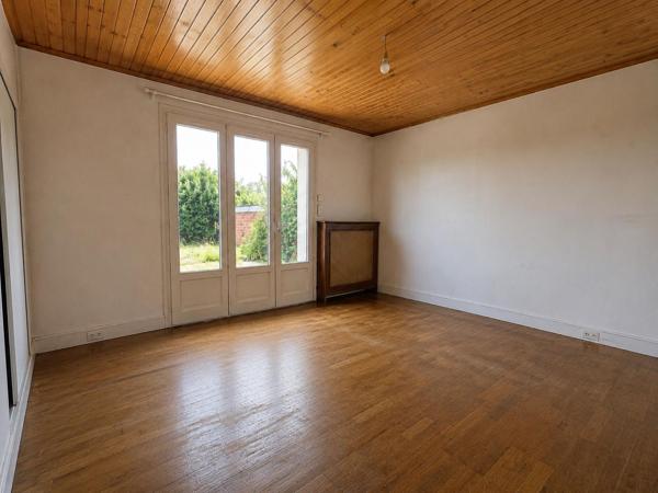 Maison à vendre sur Houilles - Fort potentiel sur beau terra 360 000 € **  - Référence  991
