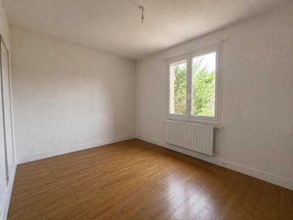 Maison à vendre sur Houilles - Fort potentiel sur beau terra 360 000 € **  - Référence  991