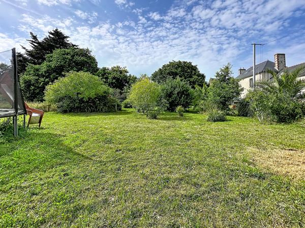 Propriété de charme avec dépendances et 4 ha de terrain  Secteur Vannes/Golfe du Morbihan