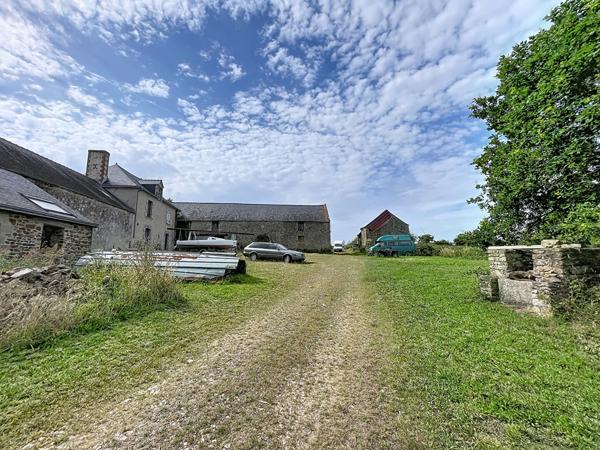 Propriété de charme avec dépendances et 4 ha de terrain  Secteur Vannes/Golfe du Morbihan