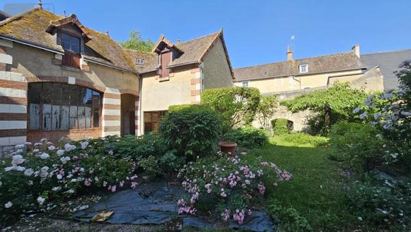 Achat - Maison Vendôme 41100 10 pièces 330 m 2 698 m 2