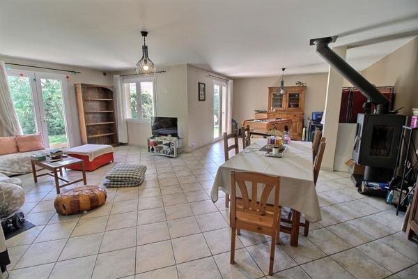 MAISON FENOUILLET - 7 pièce(s) - 185 m2