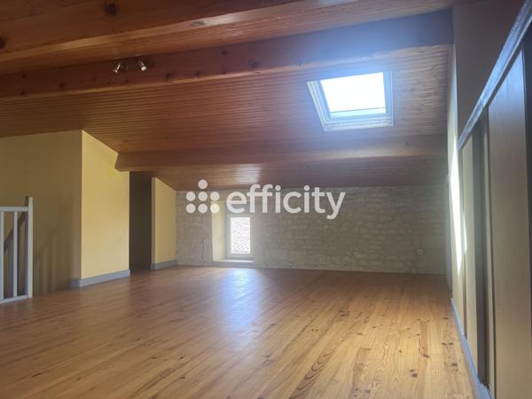 Maison
         5 pièces
        - 100 m² 184 000 € *