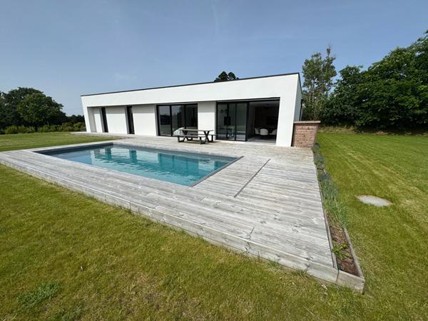 A VENDRE Maison proche LANDIVISIAU 5 pièces 112.21 m2