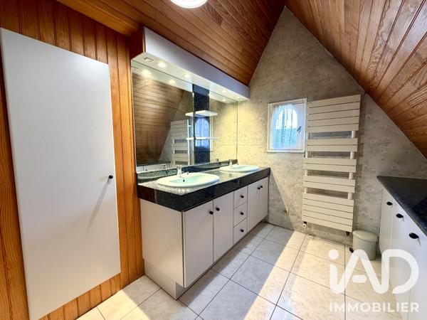Maison à vendre 6 pièces 128 m² Bruz