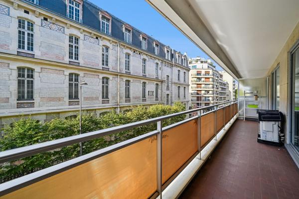 Vente Appartement de luxe Paris 16 4 Pièces 101 m²