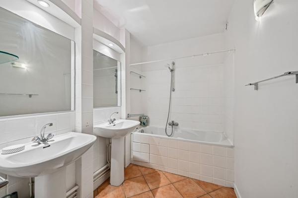 Vente Appartement de luxe Paris 16 4 Pièces 101 m²