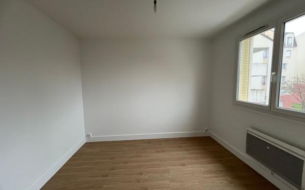 Appartement à louer    2 pièces • 28,91 m2 L'Haÿ-les-Roses