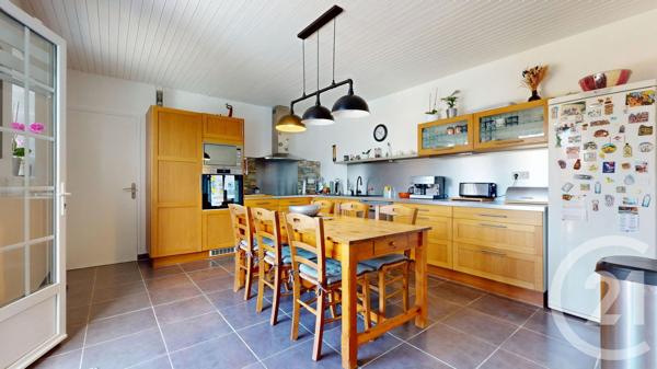 Maison à vendre  7 pièces - 142,50 m 2   SAUBRIGUES  - 40