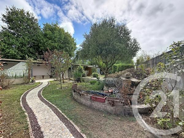 Maison à vendre  5 pièces - 92 m 2   ST HILAIRE DE RIEZ  - 85