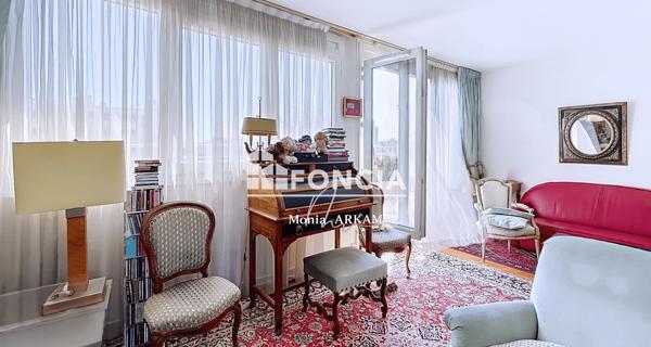 À vendre Appartement 4 pièces 79 m² - Paris 75020