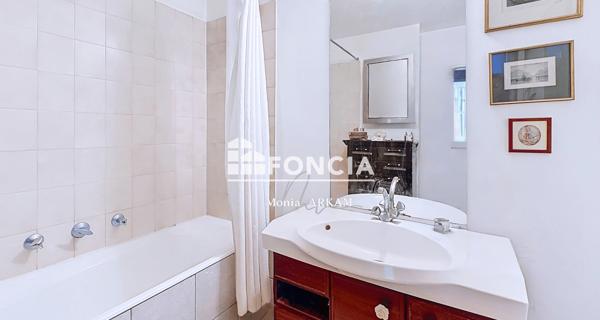 À vendre Appartement 4 pièces 79 m² - Paris 75020