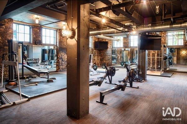 Murs commerciaux  à vendre 700 m² Saint-Cergues