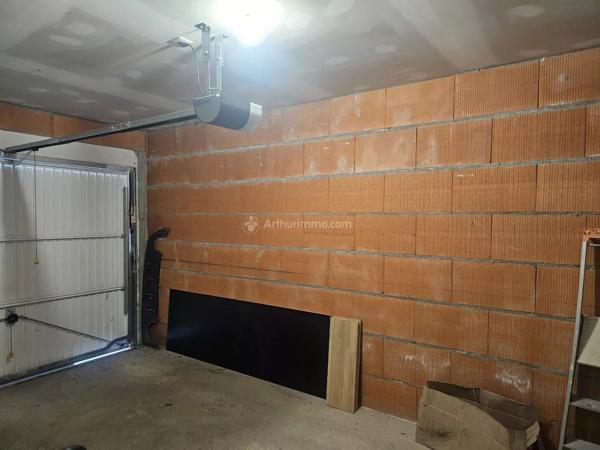 Vente                                                      Maison
                        
                     4 pièces                      95 m2                     à Cunac