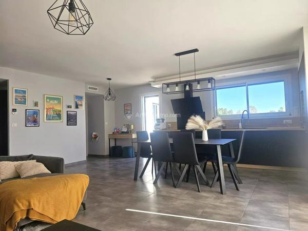 Vente                                                      Maison
                        
                     4 pièces                      95 m2                     à Cunac