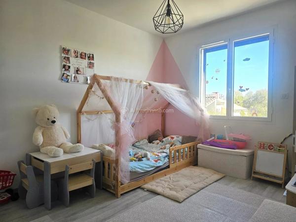 Vente                                                      Maison
                        
                     4 pièces                      95 m2                     à Cunac