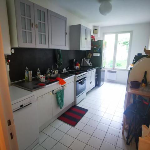 GRAND T2 + JARDIN + PARKING + CAVE - CENTRE VILLE OSNY