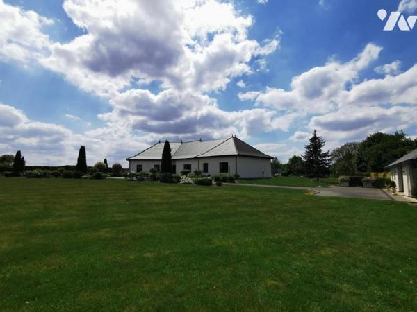 Propriété sur 3,46 Ha - Maison 232 m² de plain pied