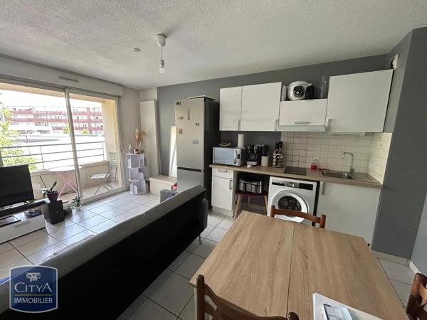 Appartement à louer 2 pièces 36.68m² Rodez (12000)