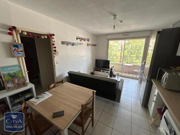 Appartement à louer 2 pièces 36.68m² Rodez (12000)