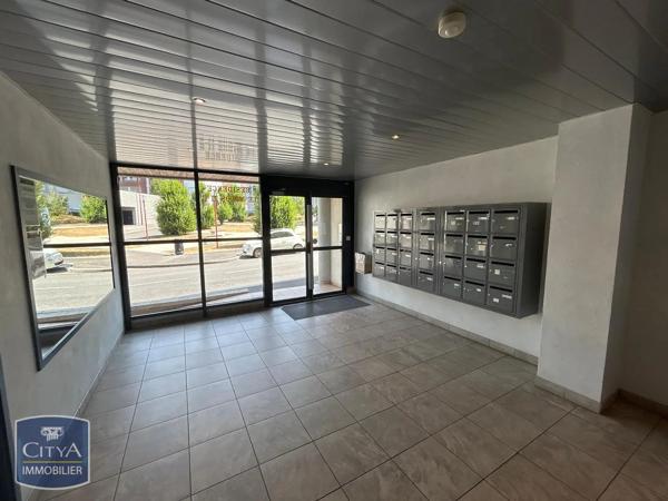 Appartement à louer 2 pièces 36.68m² Rodez (12000)