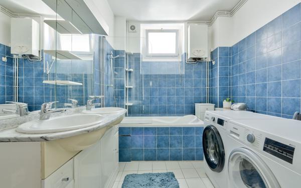 Appartement à vendre    5 pièces • 80,23 m2 Paris 18