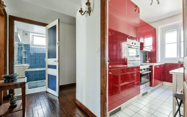 Appartement à vendre    5 pièces • 80,23 m2 Paris 18