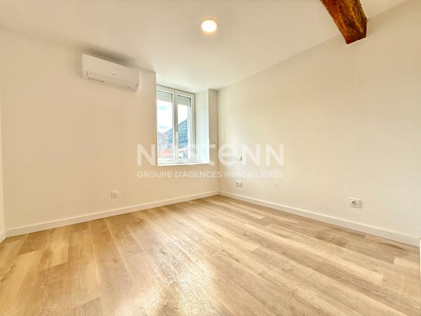 A VENDRE : MAISON FAMILIALE DE CARACTÈRE À FOIX AVEC TERRASSE ET EMPLACEMENT IDÉAL