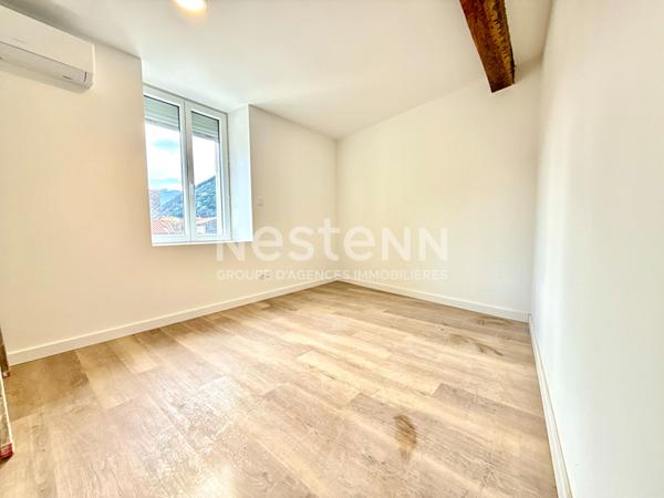 A VENDRE : MAISON FAMILIALE DE CARACTÈRE À FOIX AVEC TERRASSE ET EMPLACEMENT IDÉAL