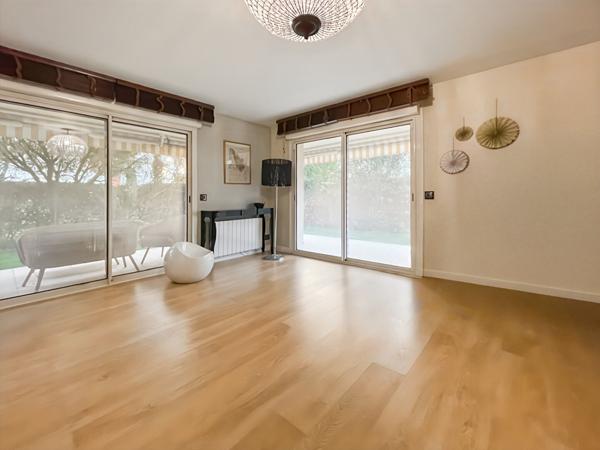 Appartement Le Bouscat 4 pièce(s) 100.64 m2