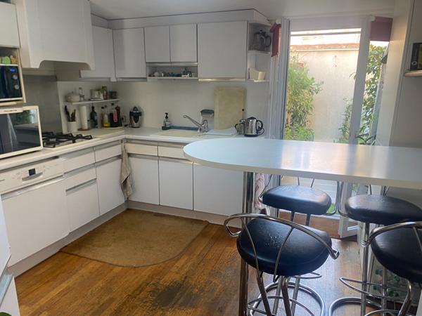 A VENDRE CENTRE DE LA ROCHELLE IMMEUBLE/MAISON DE 129,88 M2 ,  La rochelle