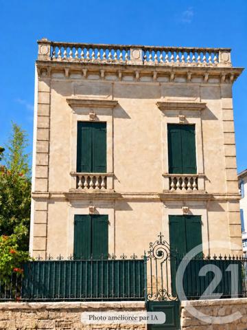 Maison à vendre  6 pièces - 153 m 2   CARPENTRAS  - 84