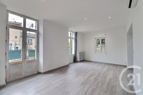 Maison à vendre  6 pièces - 153 m 2   CARPENTRAS  - 84