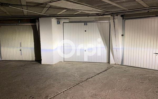 Stationnement à vendre    14 m2 Mandelieu-la-Napoule