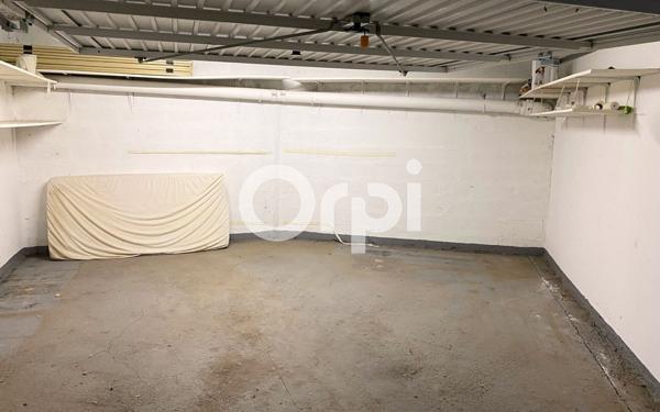 Stationnement à vendre    14 m2 Mandelieu-la-Napoule