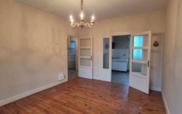 Maison à vendre    3 pièces • 69,86 m2 Le Chambon-Feugerolles