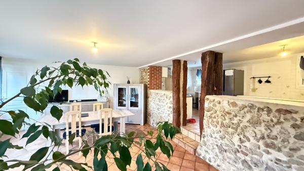 NOAILLES PROCHE Maison 6 pièces, Séjour double, Cuisine, Salle à manger, 3 chambres, Jardin, parking