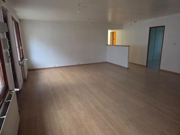 Maison en campagne 9 pièces 173 m2