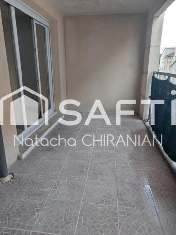 Hyper centre bel immeuble recent