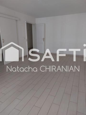 Hyper centre bel immeuble recent