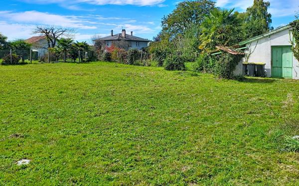 Terrain à vendre    Pau