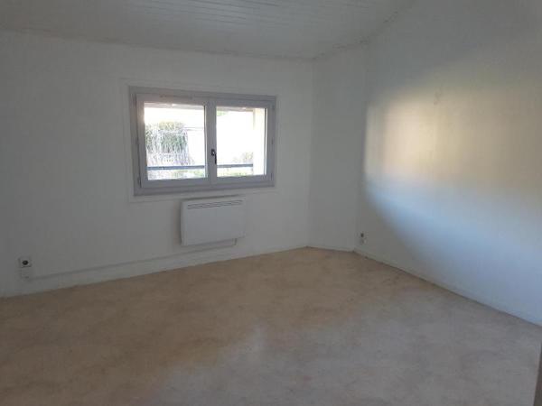 Maison 3 pièces de 57 m² à Unieux