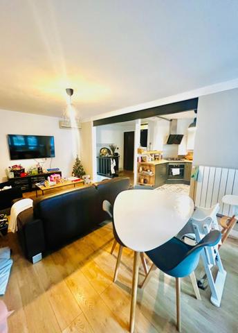 Maison T4 de 111 m2 véranda, jardin, garage