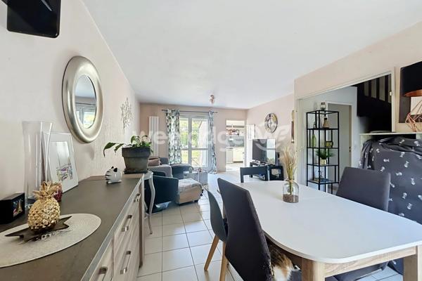 Maison à vendre 5 pièces de 82,35 m² à Éragny