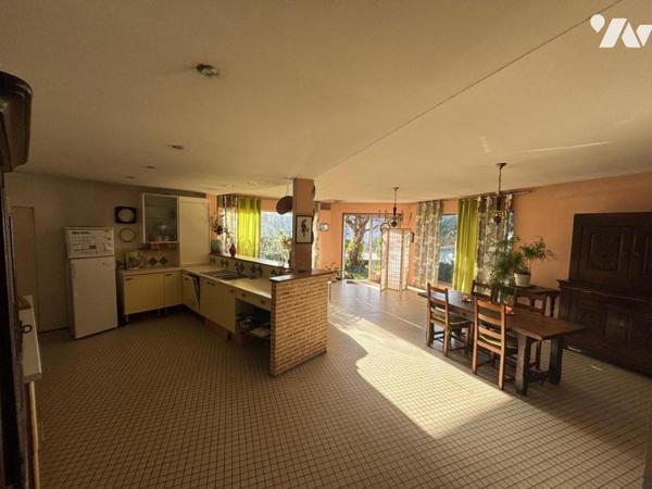 Maison à rénover quartier gare angle de rue passante