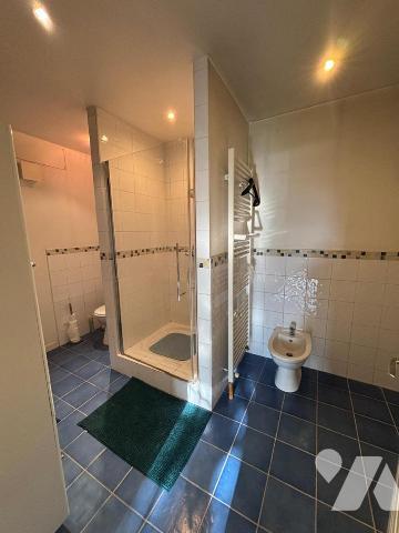 Maison à rénover quartier gare angle de rue passante