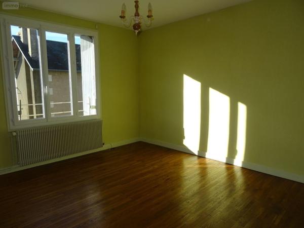 Maison de ville à vendre à Chauvigny dans la Vienne (86300), ref : 2527 Maison de ville à vendre à Chauvigny dans la Vienne (86300), ref : 2527 Maison de ville à vendre à Chauvigny dans la Vienne (86300), ref : 2527